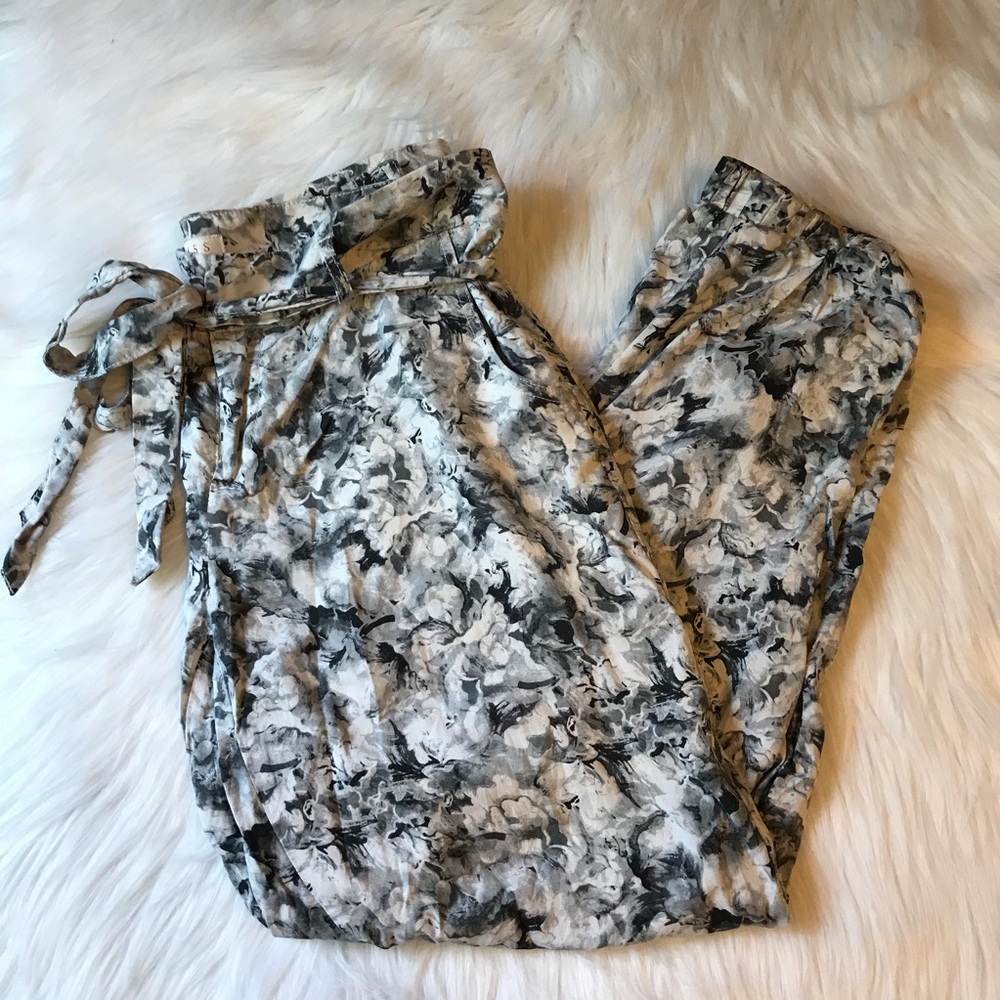 Guess Floral Dressy Joggers